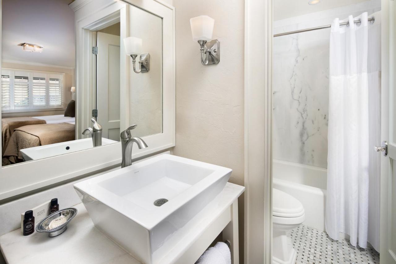 200 Main By Old Edwards Hospitality Motel ไฮแลนด์ส ภายนอก รูปภาพ
